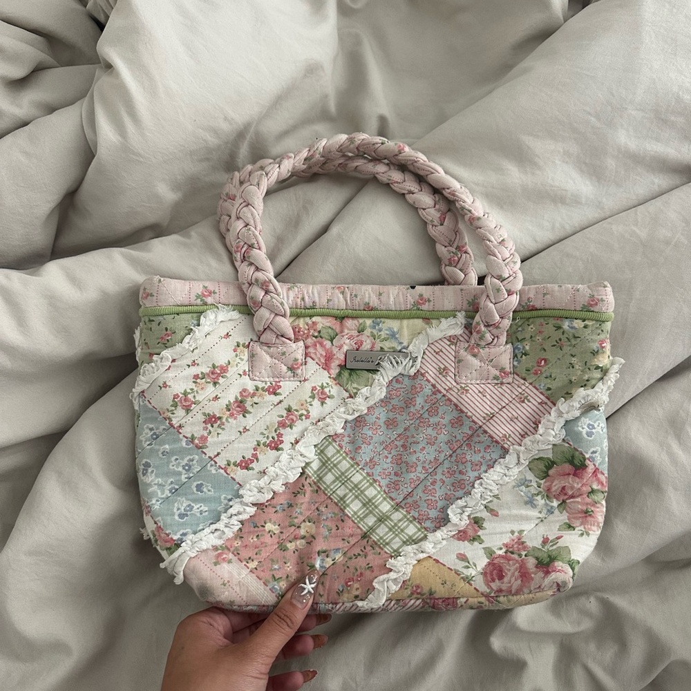 Quilted Patchwork Floral Tote Bag in Pastel Pink